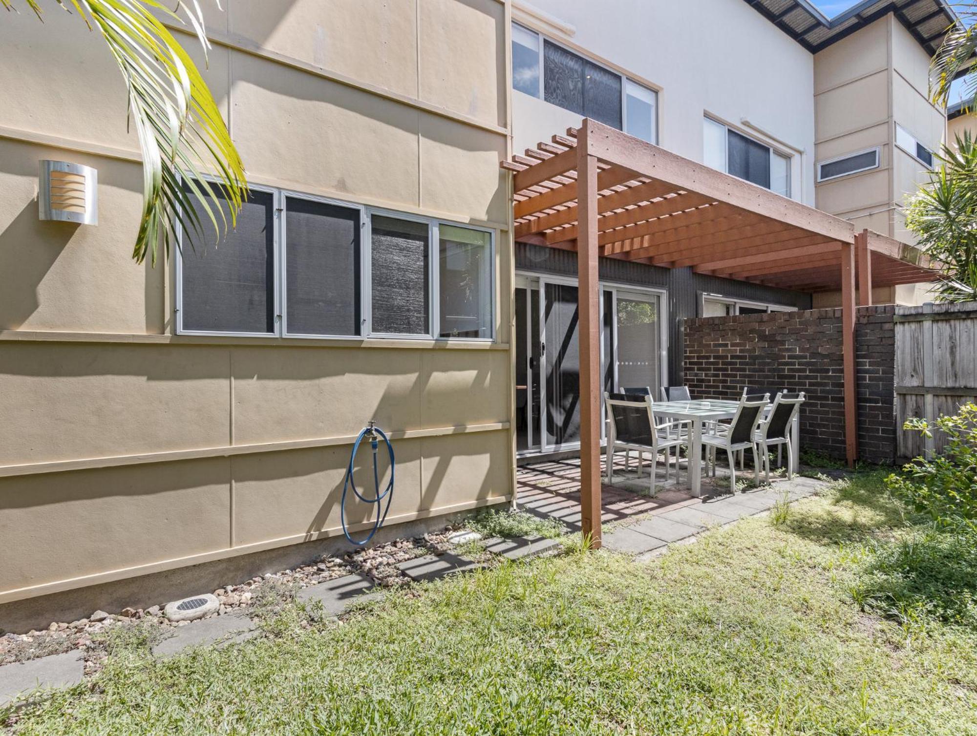 Quarterdecks Retreat Βίλα Urangan Εξωτερικό φωτογραφία