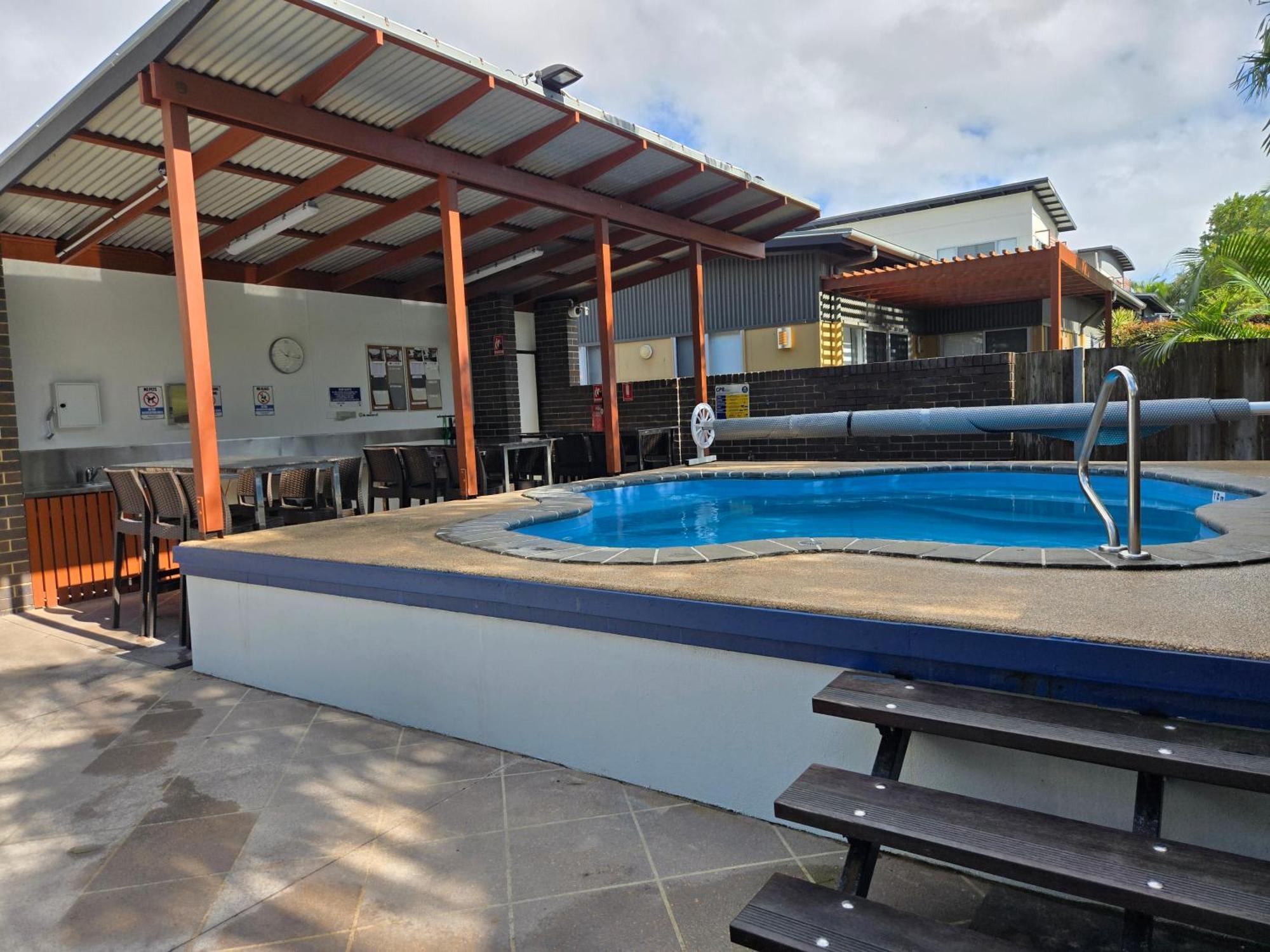 Quarterdecks Retreat Βίλα Urangan Εξωτερικό φωτογραφία