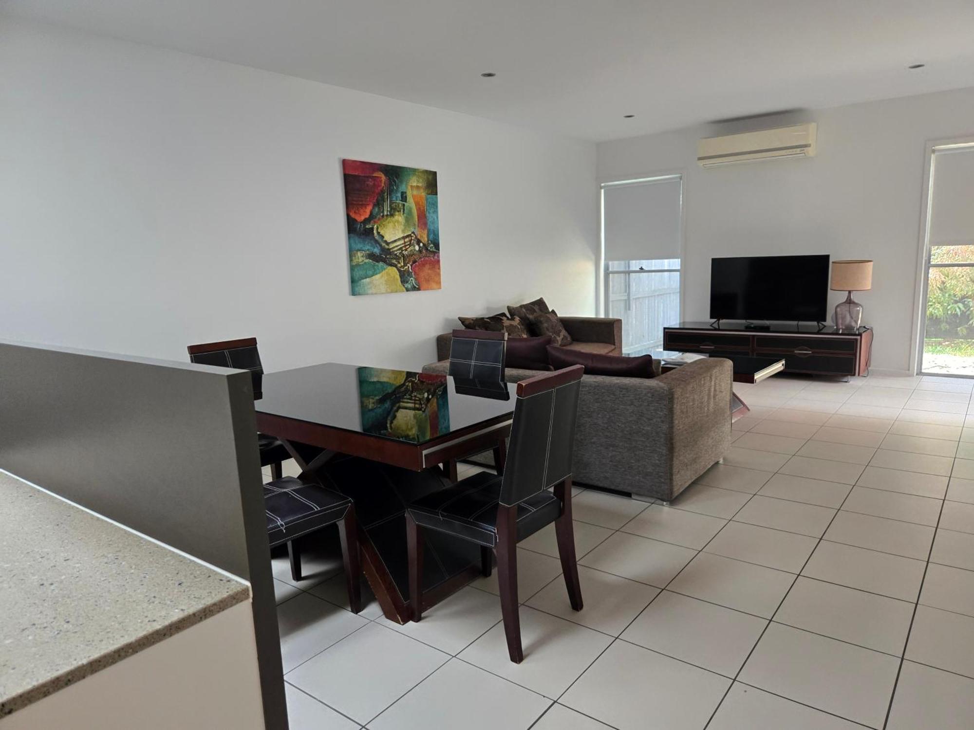 Quarterdecks Retreat Βίλα Urangan Εξωτερικό φωτογραφία