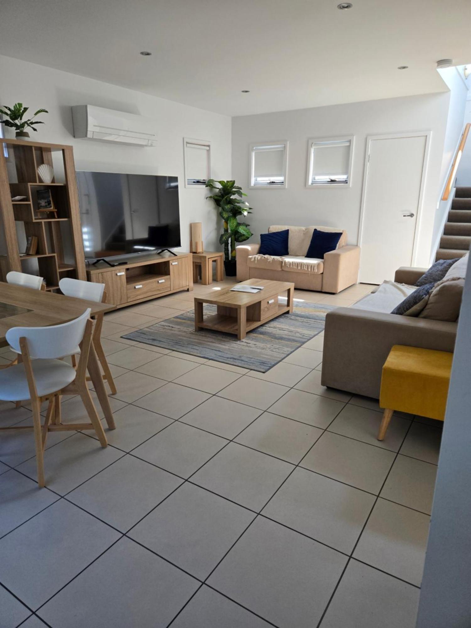 Quarterdecks Retreat Βίλα Urangan Εξωτερικό φωτογραφία