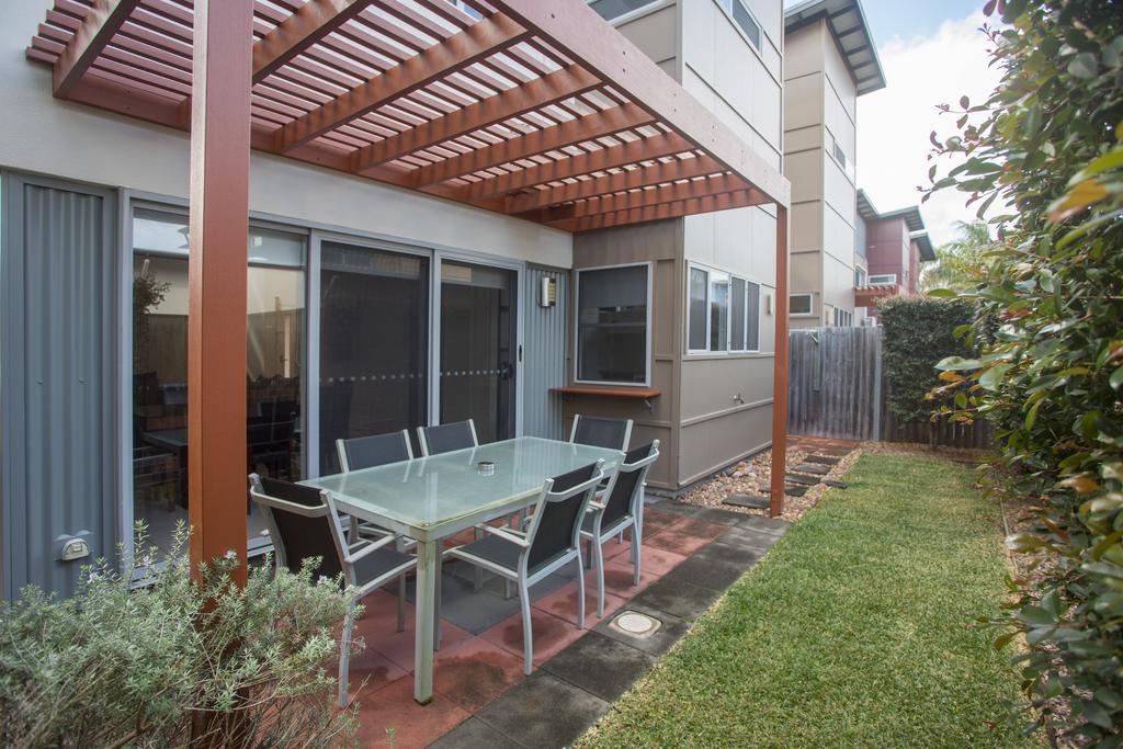 Quarterdecks Retreat Βίλα Urangan Εξωτερικό φωτογραφία